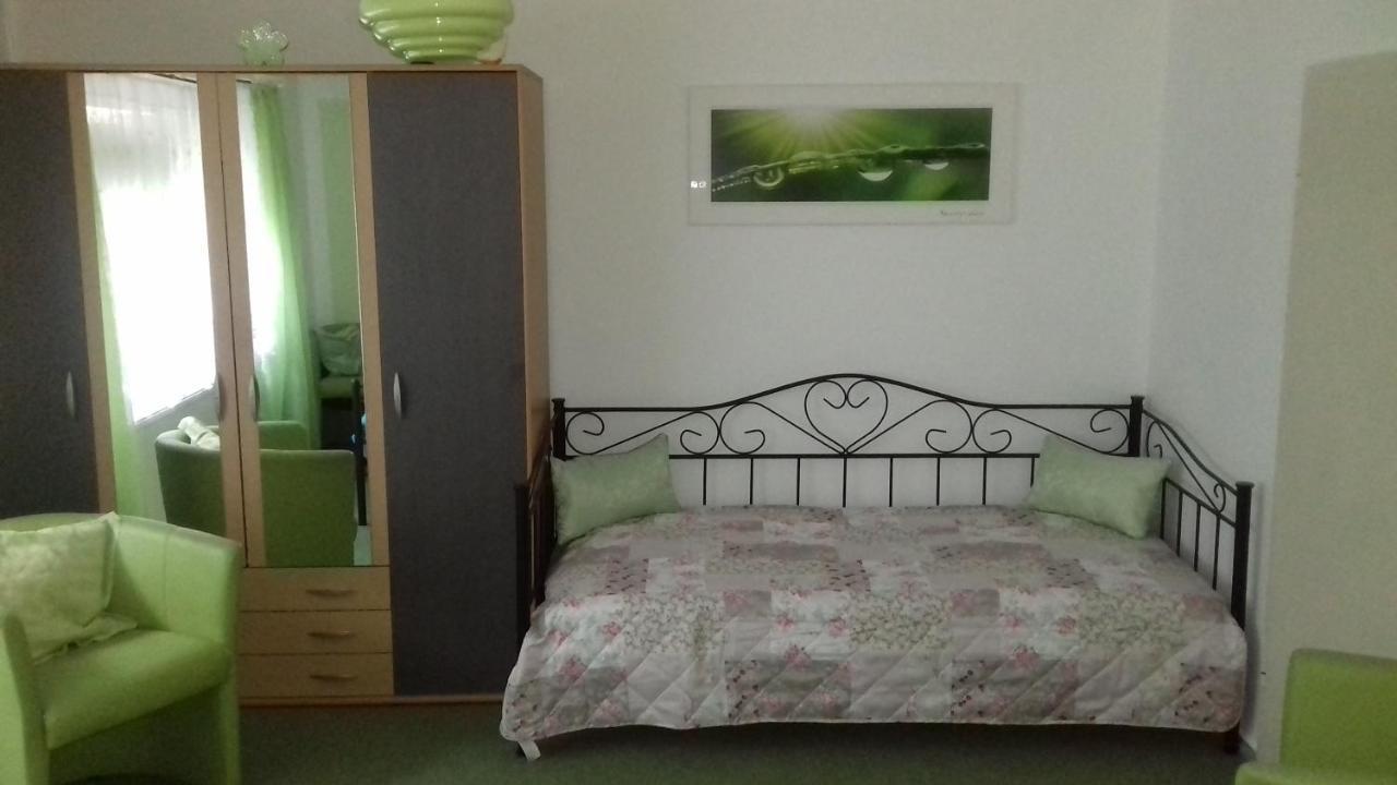 Ferienhaus Johanna & Ferienwohnung Thum Weischlitz Eksteriør billede