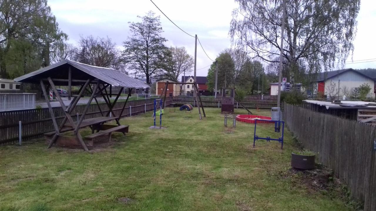Ferienhaus Johanna & Ferienwohnung Thum Weischlitz Eksteriør billede
